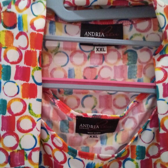 Multi color twin set.  XXL. - Picture 2 of 4